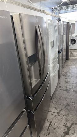 Frigidaire Gallery French door Refrigerator