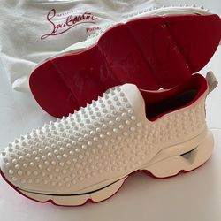 Red https://offerup.com/redirect/?o=YnV0dG9tLm1lbg== sneaker 9 10