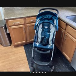 Stroller-Chicco Mini Bravo.           (G)