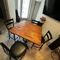 High-top Kitchen Table With Four Stools