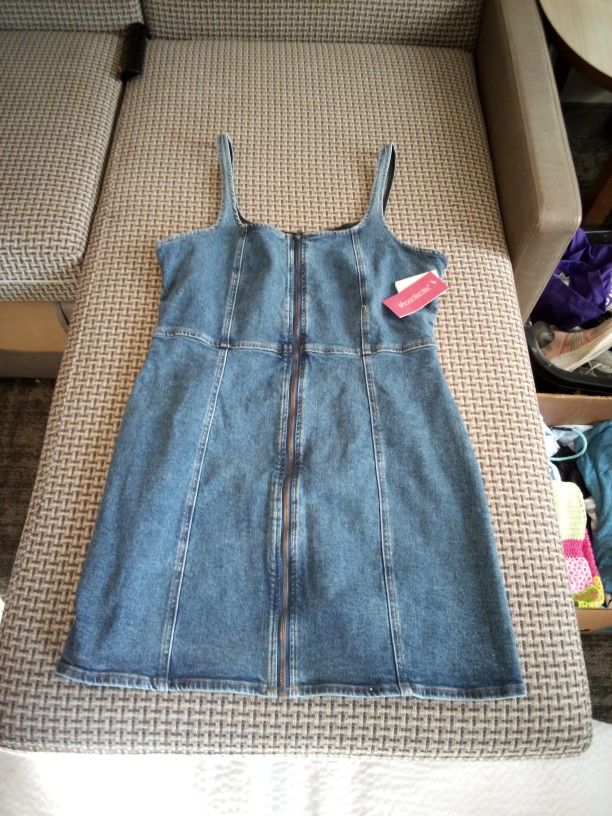 BRAND NEW WITH TAGS