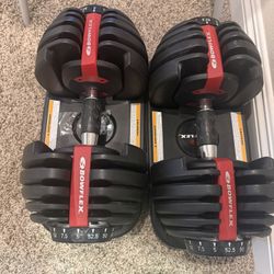 Bowflex SelectTech adjustable dumbbells 