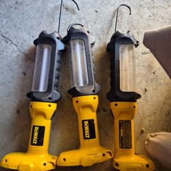 Dewalt Flashlight 