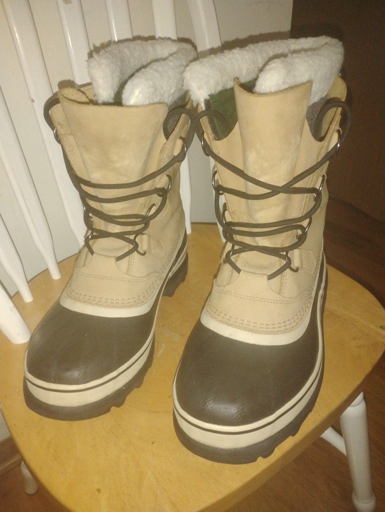 SOREL's Caribou' Boots Men's Size 10