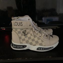 Women Shoes Size  9 New