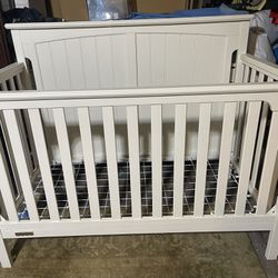 Real Wood Fisher Crib / Twin Bed Convertible 