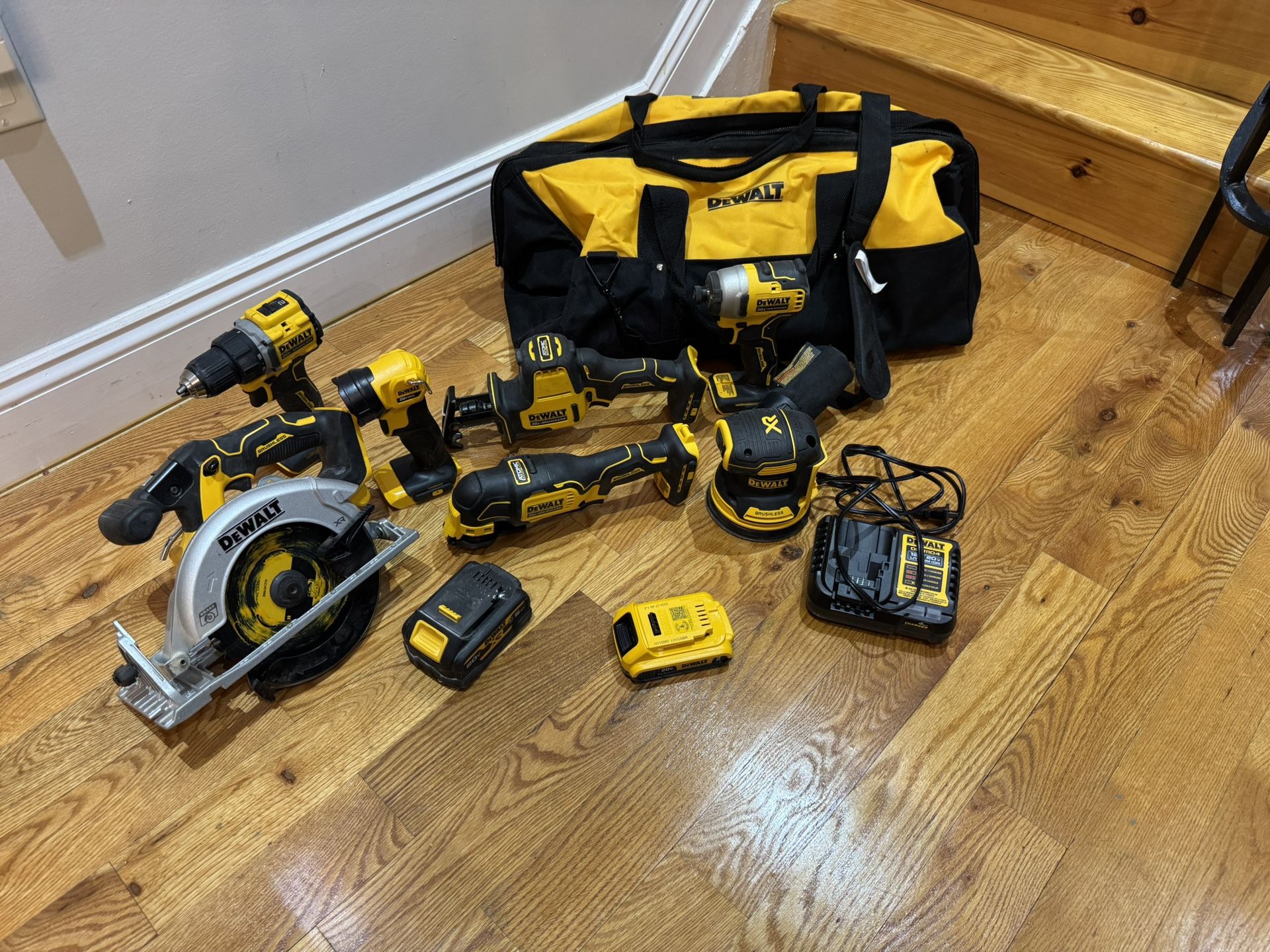 DEWALT 20-Volt MAX Lithium-Ion Cordless 7-Tool Combo Kit with 2.0 Ah Battery, 5.0 Ah Battery and Charger