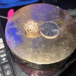 14 Carrot Circle Nugget Earring 