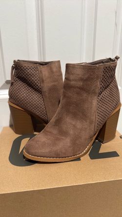 Women’s boots
