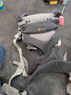 Ergobaby Baby Carrier