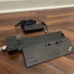 Lenovo ThinkPad Ultra Dock and 90w AC Adapter