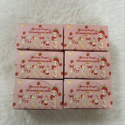 Sonny Angel Strawberry Love (Authentic)
