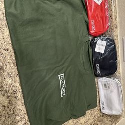 Culture Xl Tshirt And 3 Messenger Bags (new)