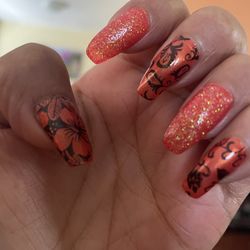 Nails , Uñas