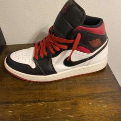 Jordan 1 Mid Gym Red 8 TRADES/CASH