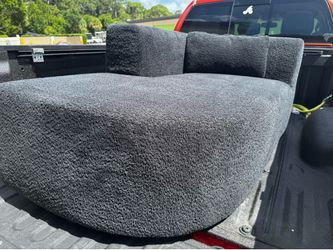 Chaise long chairs for comfort