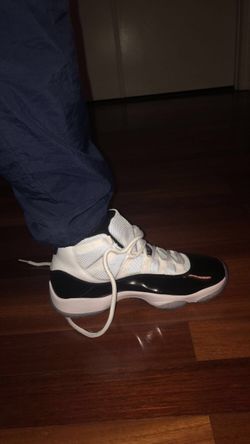 Concord 11s size 8.5