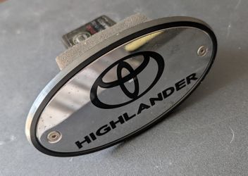 Toyota Highlander Tow Hitch Cover