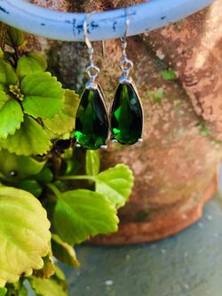 Green quartz sterling silver earrings