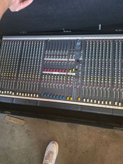 Allen and heath mixer gl4000