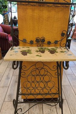  Wine Rack & Table 