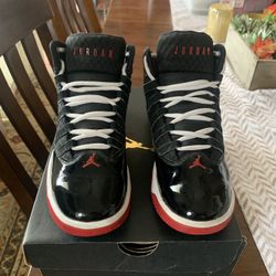 Retro Jordan tens patent leather