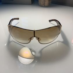 Gucci Leopard Shield Sunglasses 
