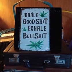 Metal Weed Sign