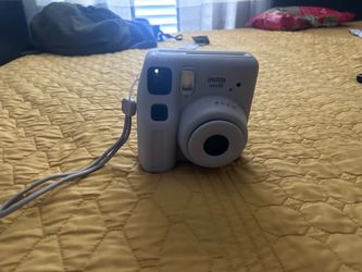 Instax Mini SE (Film Camera)