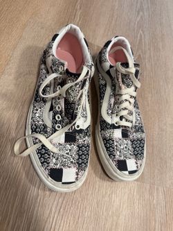 Women’s vans shoe