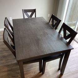 Caitbrook Dining Table and 6 Chairs Set