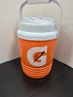 Gatorade 1 Gallon Orange Insulated Beverage Cooler Jug
