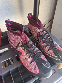 Nike football cleats size 10