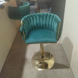 Augustible Bar Stools Brand New