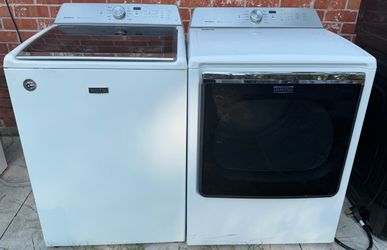 Maytag Washer and Dryer Set