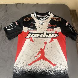 Jordan Mens short sleeve shirt size S