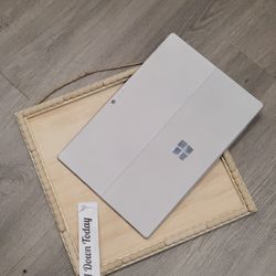 Microsoft Surface Pro 6 12.3inch (Core i5/ 8GB/ 128GB)