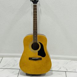 Silvertone Acoustic Guitar Natural 