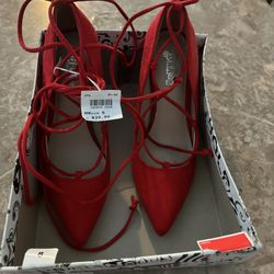 New Women’s Red Heels Size 8