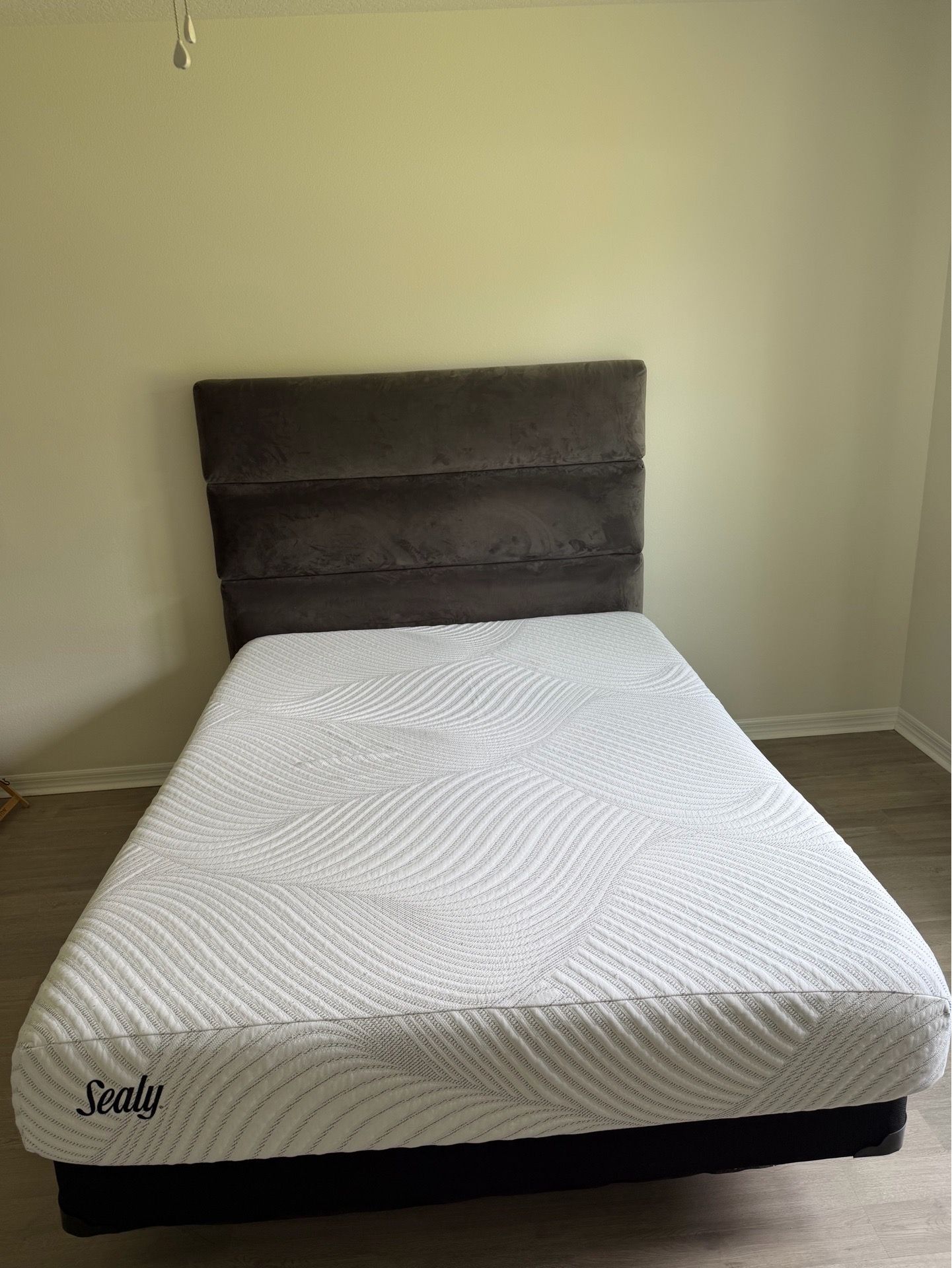 Queen Mattress with Box and Headboard included
