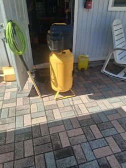 Air compressor