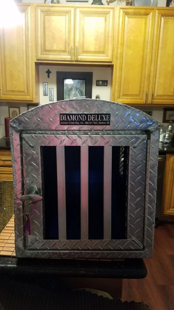Diamond Deluxe Aluminium Single Dog Box for Sale in Covington, LA OfferUp