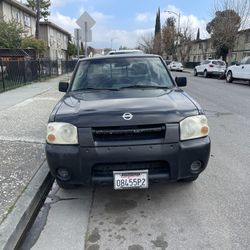 Nissan 2004 Black