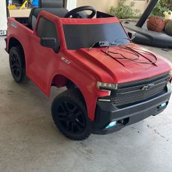 Chevy Silverado Power Wheel 