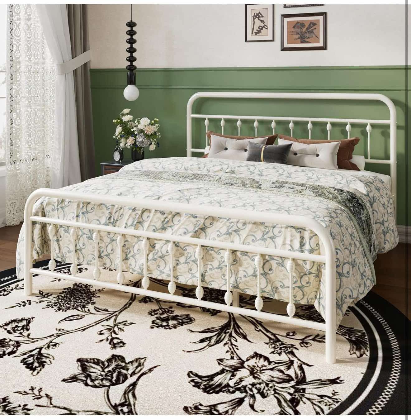 King Size Metal Platform Bed Frame with Victorian Style , White S-14
