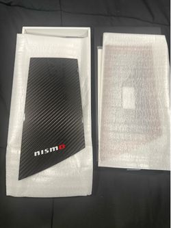 NISMO 370Z Carbon Fiber B-Pillar Finishers