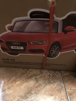 Audi power with mp3 and leather seat and floor mats