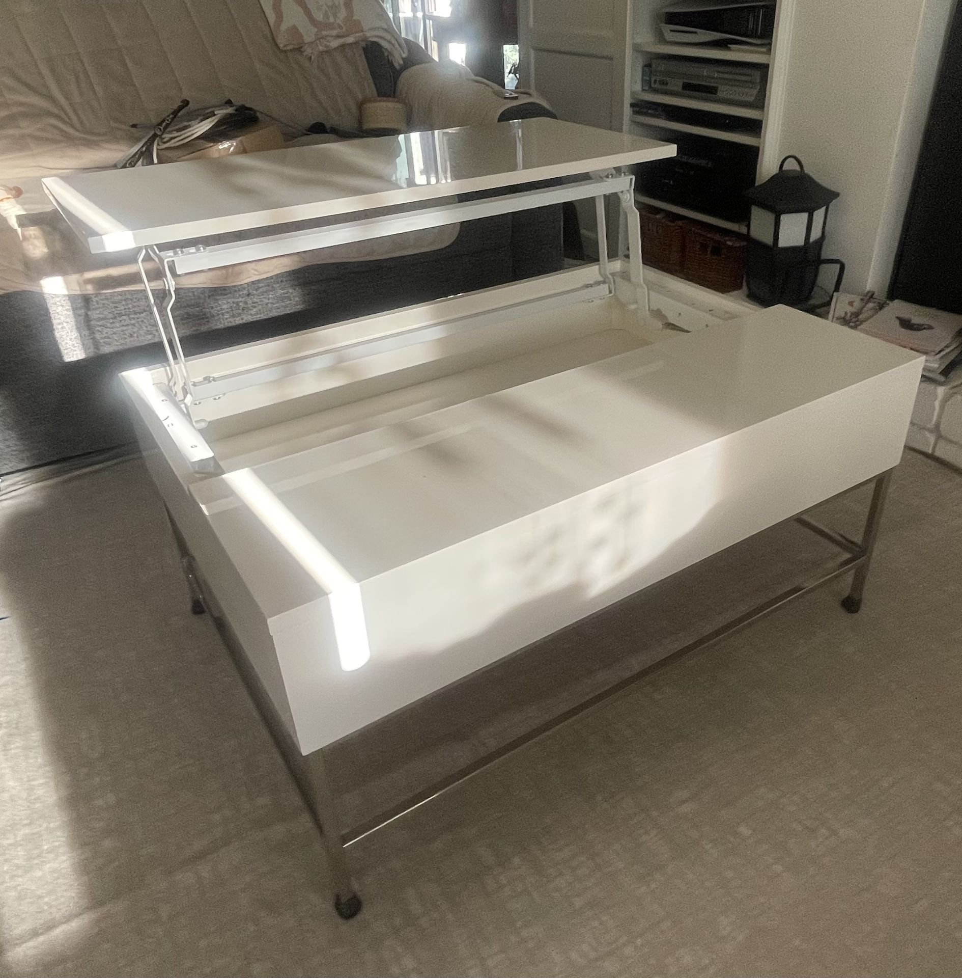 Coffee Table with Storage and Lift Top