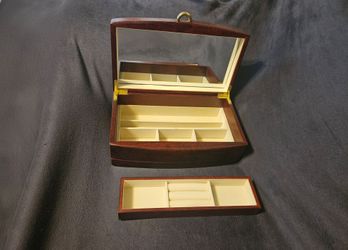 Jewelry box with mirror and removable tray