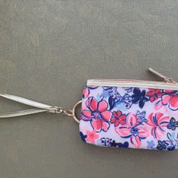 Lilly Pulitzer Printed Zip Top Wallet in Resort White Party Like A Lobstar wrist